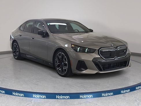 Used 2024 BMW i5 M60 w/ Premium Package AWD/4WD image 4