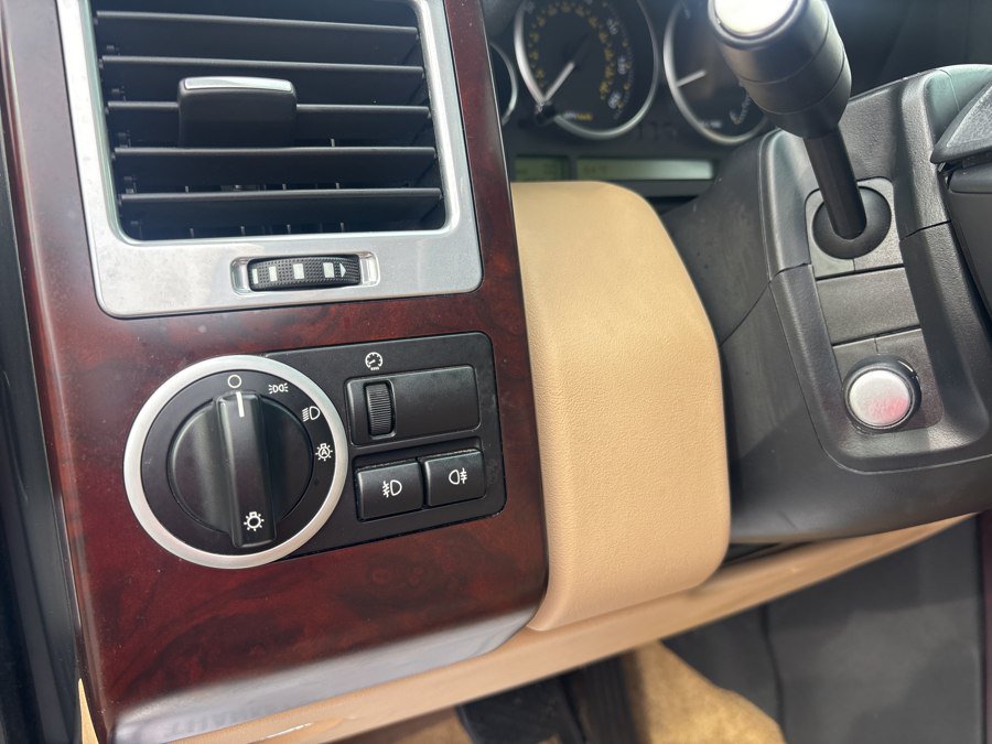 Used 2008 Land Rover Range Rover HSE AWD/4WD image 36
