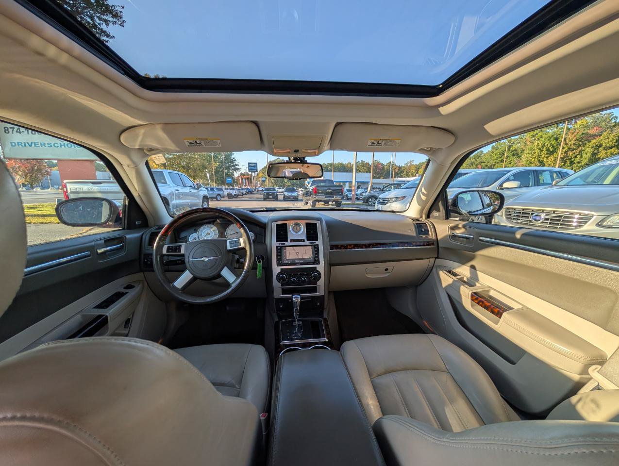 Used 2008 Chrysler 300 C RWD image 24