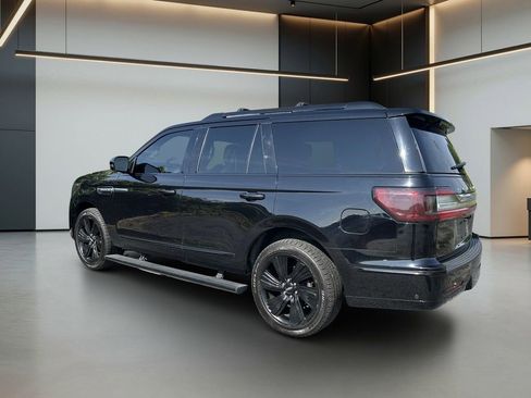 Used 2019 Lincoln Navigator Reserve AWD/4WD image 11