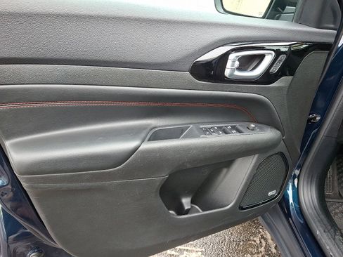 Certified 2024 Jeep Compass Trailhawk w/ Trailhawk Elite Group image 12