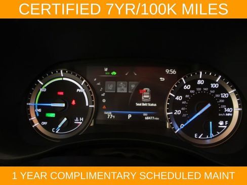 Used 2022 Toyota Highlander XLE AWD/4WD image 25