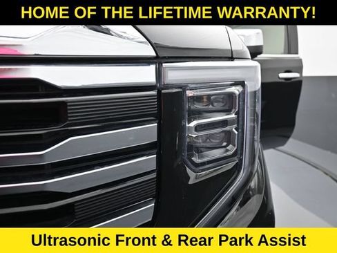 Used 2022 GMC Sierra 1500 SLT w/ SLT Premium Plus Package AWD/4WD image 61