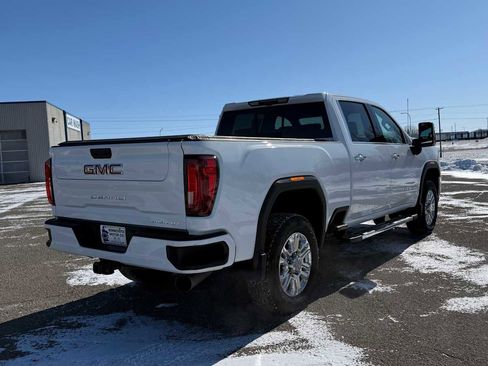 Used 2021 GMC Sierra 3500 Denali w/ Technology Package image 4