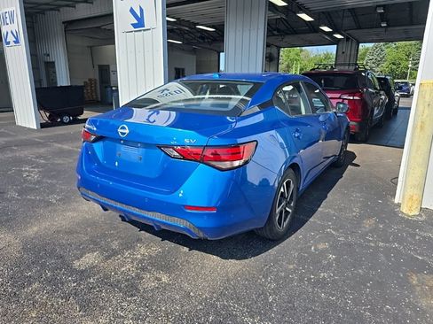 Used 2024 Nissan Sentra SV FWD image 4