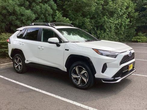 Certified 2024 Toyota RAV4 SE w/ Weather & Moonroof Package AWD/4WD image 10