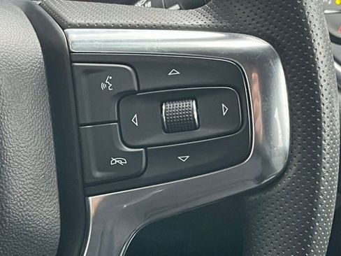 Used 2025 Chevrolet Blazer LT AWD/4WD image 37