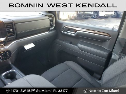 Used 2024 Chevrolet Silverado 1500 RST image 14