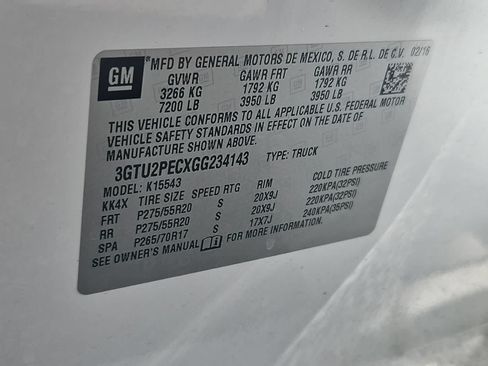 Used 2016 GMC Sierra 1500 Denali w/ Enhanced Driver Alert Package AWD/4WD image 38