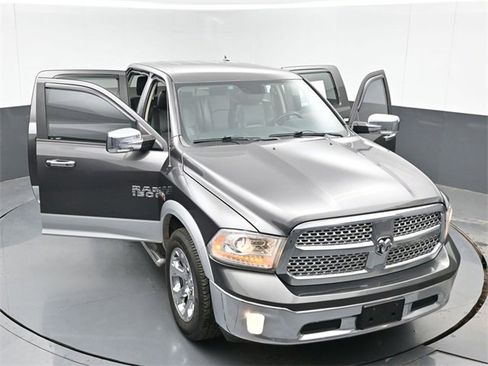 Used 2015 RAM 1500 Laramie image 51