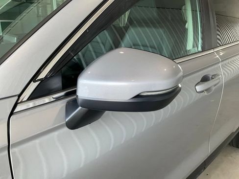 Used 2024 Honda CR-V EX-L image 3