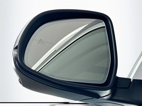 Used 2023 BMW X7 xDrive40i image 10