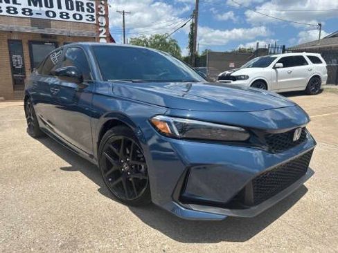Used 2025 Honda Civic Sport image 3