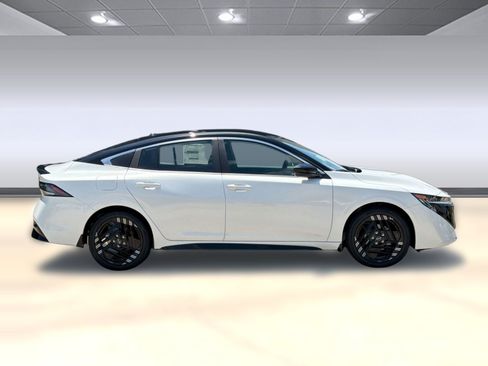 New 2026 Nissan Sentra SR w/ SR All Weather Package FWD image 8