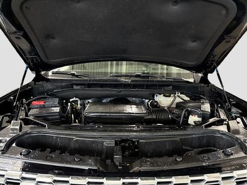 Used 2021 GMC Yukon Denali w/ Denali Premium Package image 34