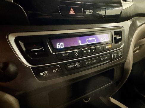 Used 2016 Honda Pilot EX image 18