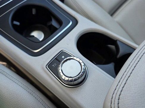 Used 2020 Mercedes-Benz GLA 250 image 28