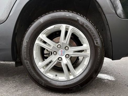 Used 2023 GMC Terrain SLE w/ Driver Convenience Package image 15