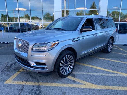 Used 2021 Lincoln Navigator L Reserve w/ Luxury Package AWD/4WD image 1