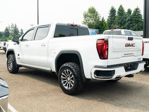 Used 2022 GMC Sierra 1500 AT4 w/ AT4 Premium Package AWD/4WD image 5