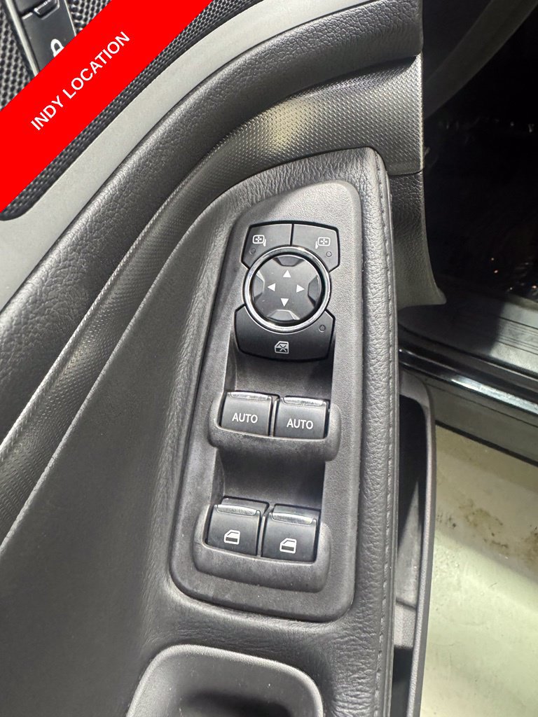 Used 2015 Ford Explorer XLT w/ Equipment Group 202A AWD/4WD image 13