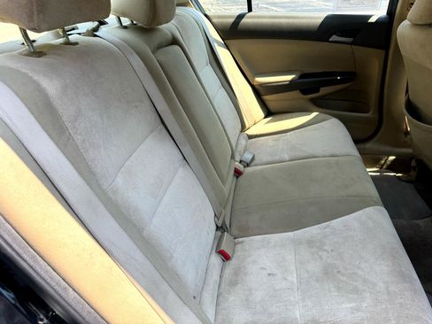 Used 2010 Honda Accord LX-P image 36