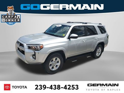 Certified 2022 Toyota 4Runner SR5 AWD/4WD image 13