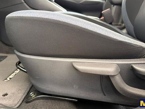 Used 2025 Nissan Versa SV FWD image 13