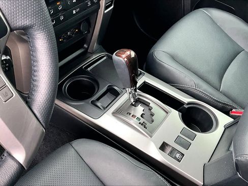 Used 2024 Toyota 4Runner Limited image 15