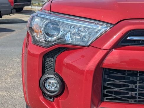 Used 2024 Toyota 4Runner TRD Off-Road image 10