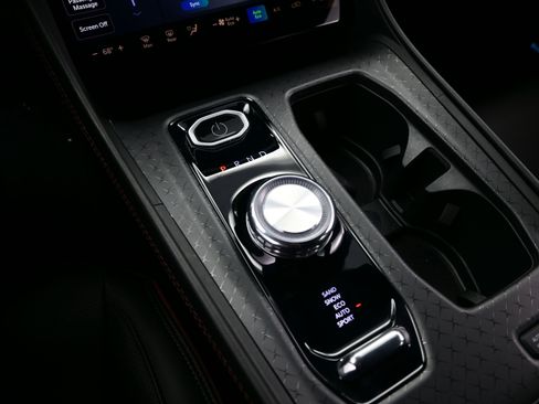 Used 2024 Jeep Wagoneer Launch Edition image 21