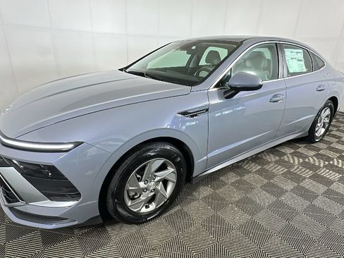 Certified 2026 Hyundai Sonata SE FWD image 9