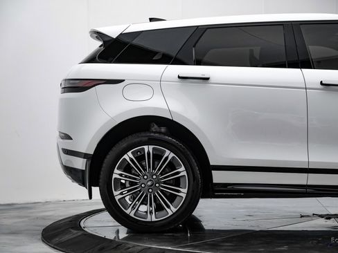 Used 2024 Land Rover Range Rover Evoque Dynamic SE image 17