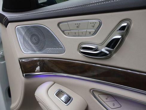 Used 2016 Mercedes-Benz S 550 4MATIC Sedan w/ Sport Package image 14