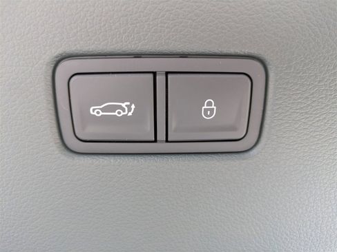 New 2025 Genesis GV80 3.5T e-SC image 14