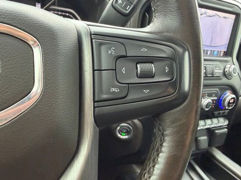 Used 2022 GMC Sierra 2500 Denali w/ Denali Black Diamond Edition AWD/4WD image 39