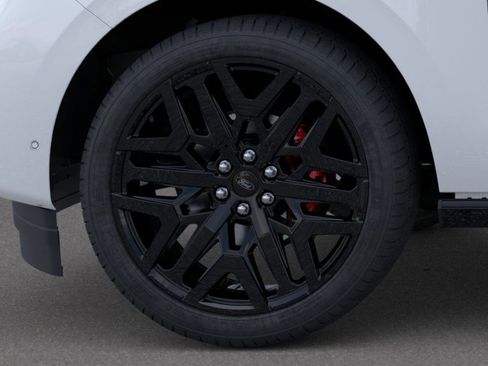 New 2026 Ford Expedition Platinum w/ Stealth Performance Package image 22