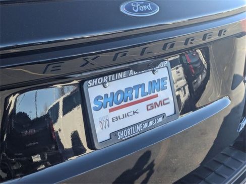 Used 2025 Ford Explorer ST-Line image 11