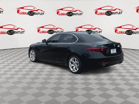 Used 2021 Alfa Romeo Giulia Ti AWD/4WD image 6
