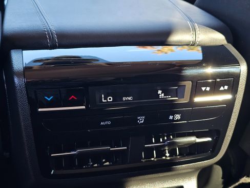 Used 2024 Acura MDX FWD w/ Technology Package image 23