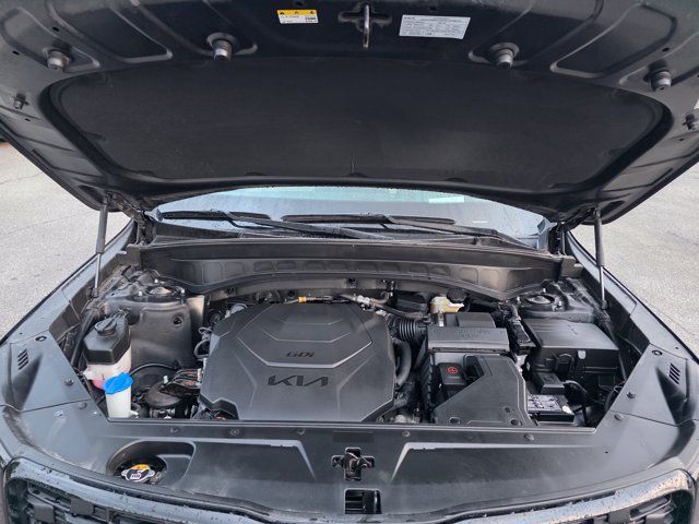 Certified 2022 Kia Telluride SX w/ SX Prestige Package AWD/4WD image 14