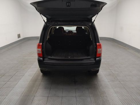 Used 2014 Jeep Patriot Latitude AWD/4WD image 29