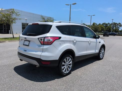 Used 2017 Ford Escape Titanium FWD image 5
