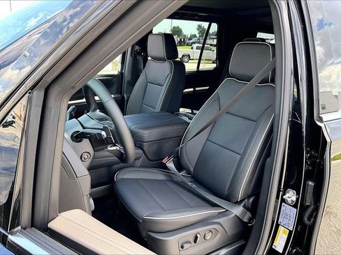 New 2026 Chevrolet Tahoe Premier w/ Sun And Tow Package AWD/4WD image 10