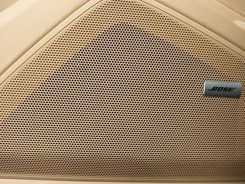 Used 2025 Porsche Cayenne S image 32