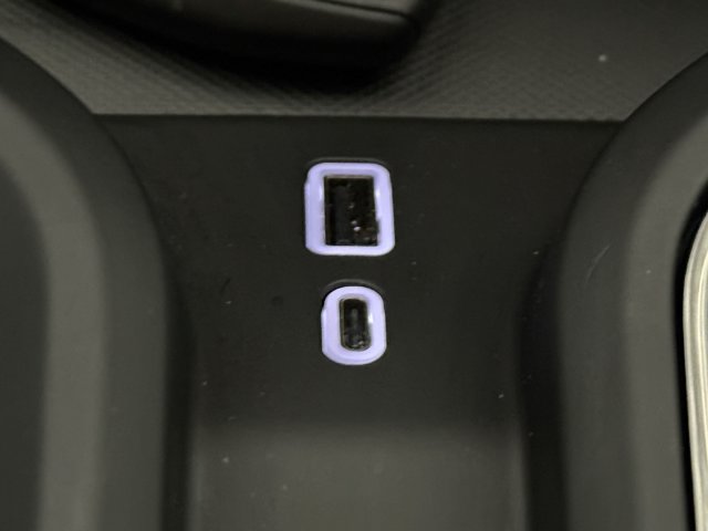 Used 2025 GMC Sierra 2500 AT4 w/ AT4 Premium Plus Package AWD/4WD image 6