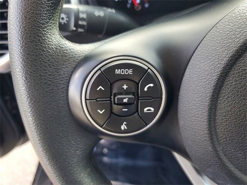 Used 2021 Kia Soul S image 19