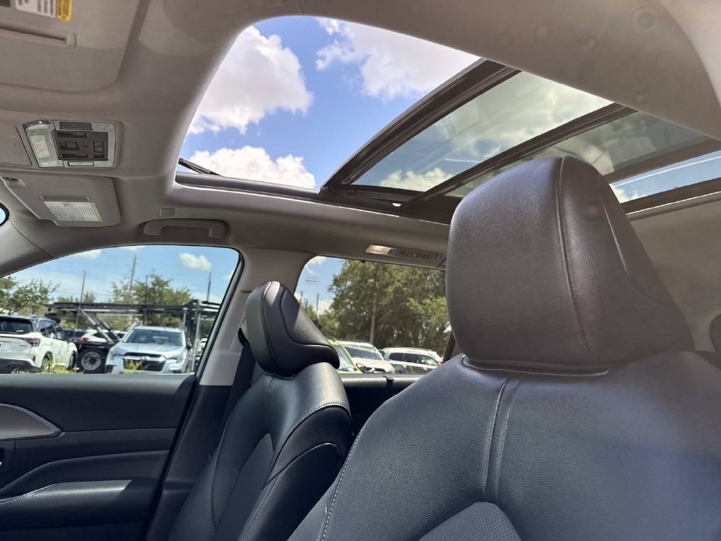 Used 2025 Toyota Grand Highlander FWD image 28