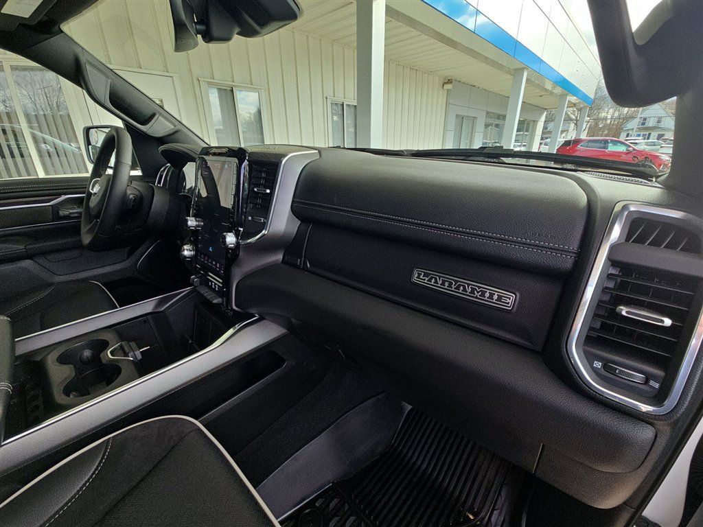 Used 2025 RAM 1500 Laramie w/ Bed Utility Group AWD/4WD image 29