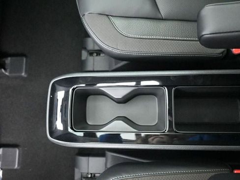 New 2026 Nissan Pathfinder SL image 30